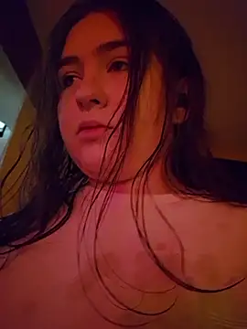 Yammy Yumi online show from 07-18-26, 02:10