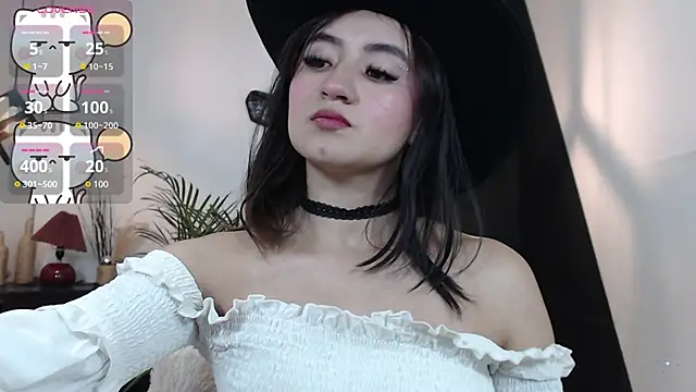 Snapshot of Perla_Campbell chatting on 12-17-24, 07:48 Perla Campbell online show from 12-17-24, 07:48