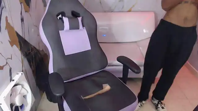 ManSant online show from 10-30-25, 01:34