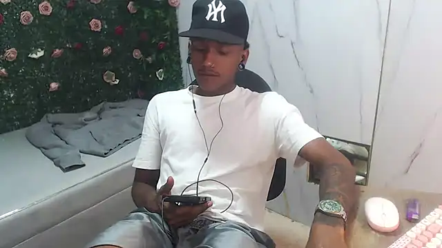 ManSant online show from 03-24-26, 01:49