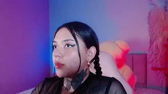 kim blake online show from 12-12-24, 07:04