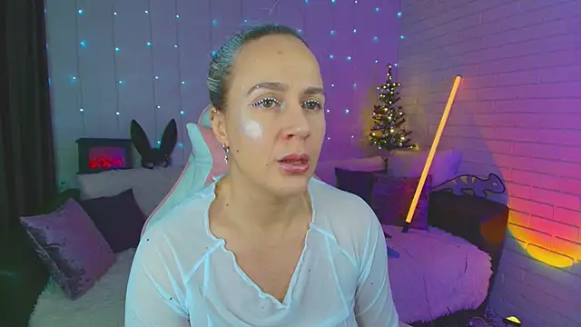 pepper cat  online show from 12-15-24, 11:20