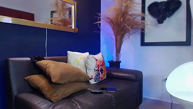 Snapshot of Markboyl chatting on 09-15-25, 03:23 Markboyl online show from 09-15-25, 03:23