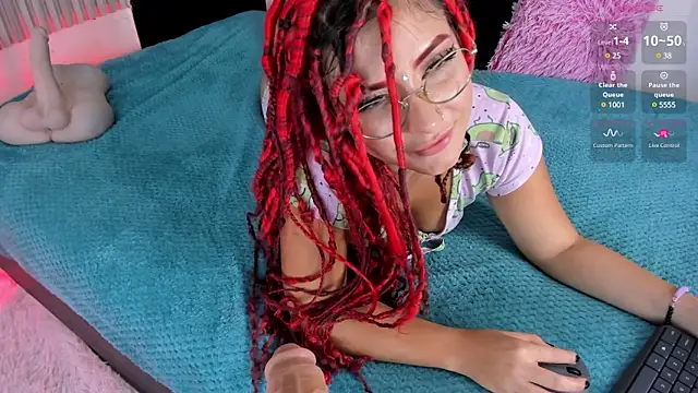 aly nucita  online show from 12-17-24, 11:27