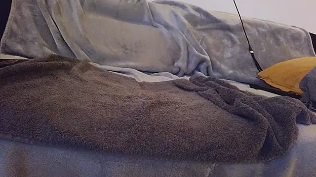 Snapshot of gege_cool chatting on 10-22-25, 05:08 gege cool online show from 10-22-25, 05:08