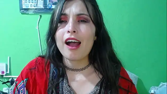 Snapshot of Alexandrasaenz chatting on 01-28-25, 02:00 Alexandrasaenz online show from 01-28-25, 02:00