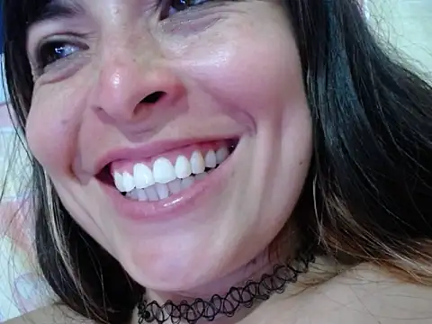 Snapshot of Alexandrasaenz chatting on 06-25-26, 05:12 Alexandrasaenz online show from 06-25-26, 05:12