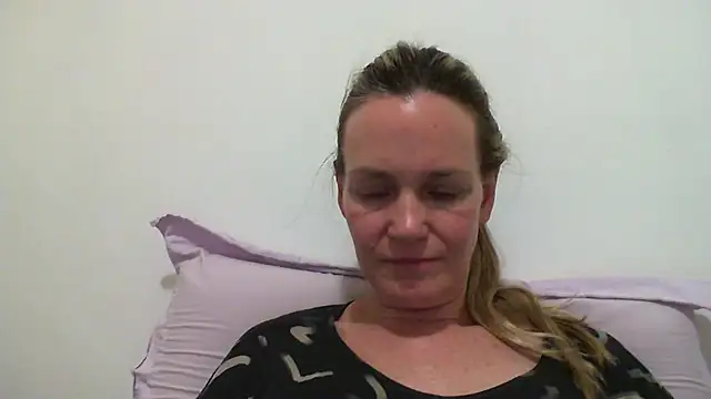 Annylove1 online show from 02-18-25, 12:04