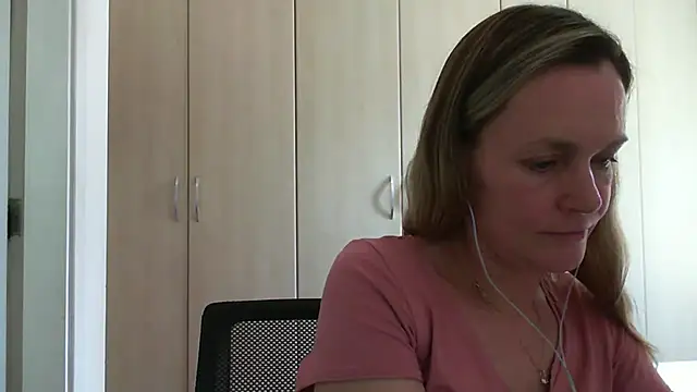 Annylove1 online show from 02-26-25, 03:19