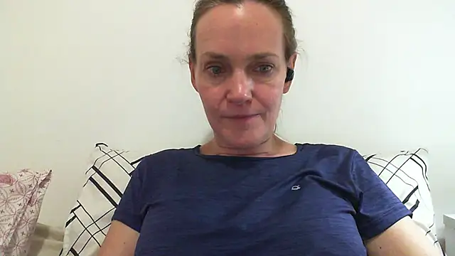 Annylove1 online show from 03-14-25, 08:49