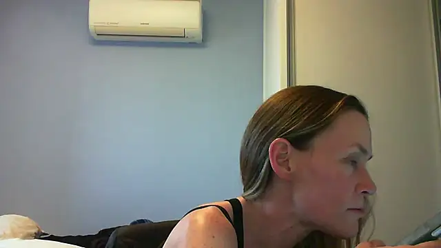 Annylove1 online show from 09-21-25, 06:53