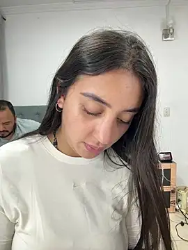 Hannahoff online show from 03-11-26, 02:17