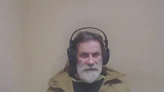 Snapshot of AlexNudo chatting on 01-25-25, 03:41 AlexNudo online show from 01-25-25, 03:41