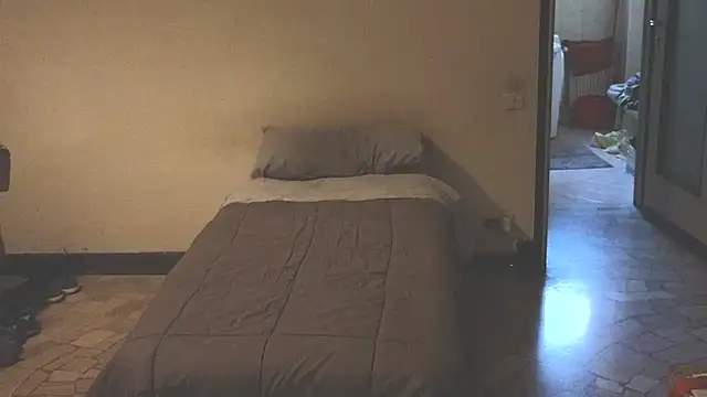 Snapshot of AlexNudo chatting on 02-27-25, 03:26 AlexNudo online show from 02-27-25, 03:26