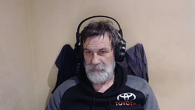 Snapshot of AlexNudo chatting on 11-04-25, 06:12 AlexNudo online show from 11-04-25, 06:12