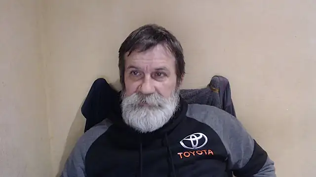 Snapshot of AlexNudo chatting on 11-28-25, 12:19 AlexNudo online show from 11-28-25, 12:19