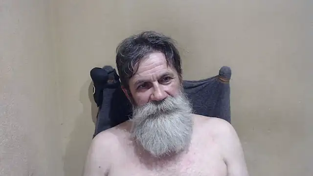 Snapshot of AlexNudo chatting on 06-19-26, 09:40 AlexNudo online show from 06-19-26, 09:40