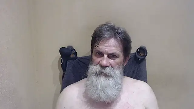 Snapshot of AlexNudo chatting on 06-24-26, 07:46 AlexNudo online show from 06-24-26, 07:46