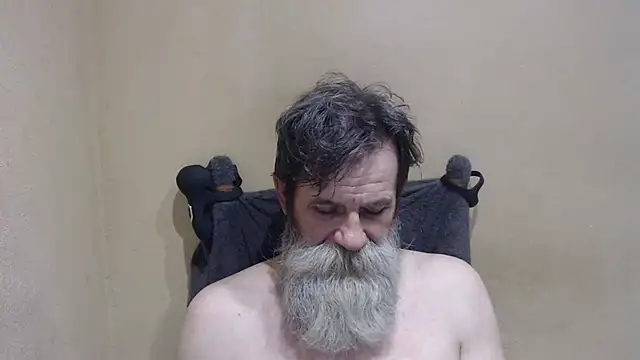 Snapshot of AlexNudo chatting on 07-21-26, 10:06 AlexNudo online show from 07-21-26, 10:06