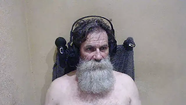 Snapshot of AlexNudo chatting on 07-28-26, 07:50 AlexNudo online show from 07-28-26, 07:50