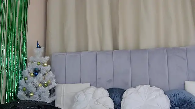 Barbie Blond  online show from 12-29-24, 07:06