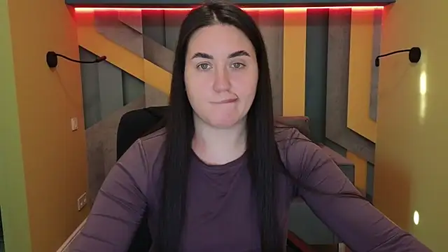 Roxie Bradley online show from 01-04-25, 07:34