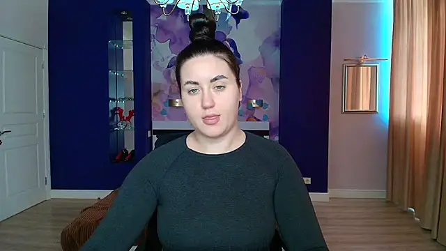 Roxie Bradley online show from 02-19-25, 10:34