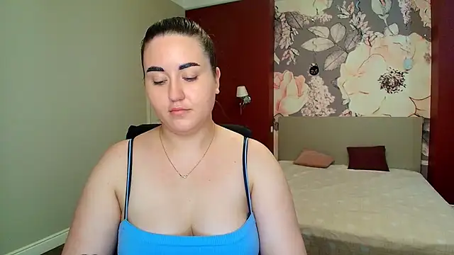 Snapshot of Roxie_Bradley chatting on 06-09-26, 05:41 Roxie Bradley online show from 06-09-26, 05:41