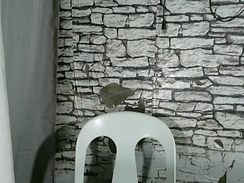 xlovercum online show from 02-25-26, 05:22