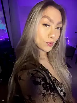 Im sophiie online show from 01-18-26, 06:39