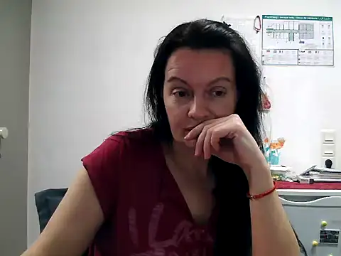 Snapshot of LoveNBloom chatting on 03-11-26, 06:58 LoveNBloom online show from 03-11-26, 06:58