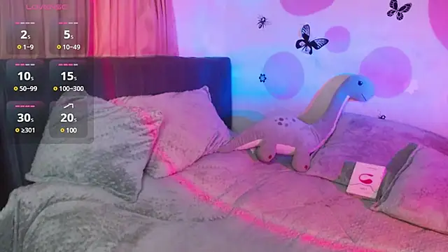 Snapshot of Cata_cortes chatting on 02-22-25, 02:06 Cata cortes online show from 02-22-25, 02:06