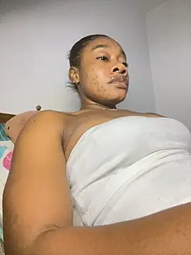  yisela  online show from 04-18-26, 12:36