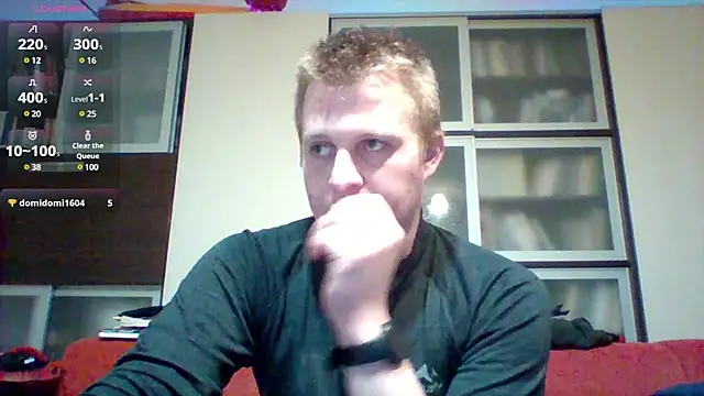 Snapshot of Matttthees chatting on 12-31-24, 01:04 Matttthees online show from 12-31-24, 01:04