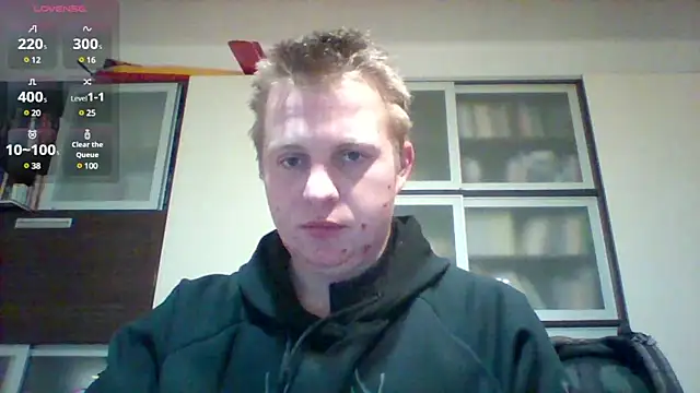 Snapshot of Matttthees chatting on 12-31-24, 06:02 Matttthees online show from 12-31-24, 06:02