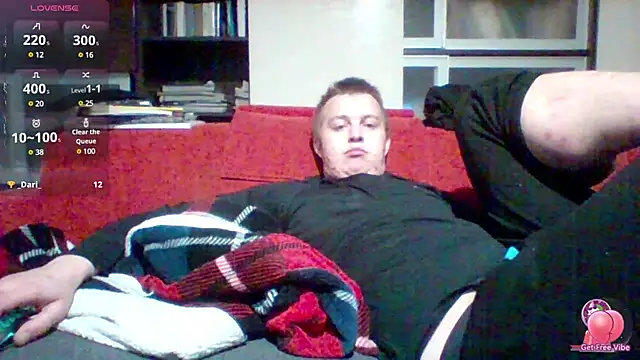 Snapshot of Matttthees chatting on 01-01-25, 10:46 Matttthees online show from 01-01-25, 10:46