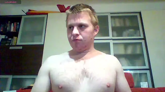 Snapshot of Matttthees chatting on 01-11-25, 05:18 Matttthees online show from 01-11-25, 05:18