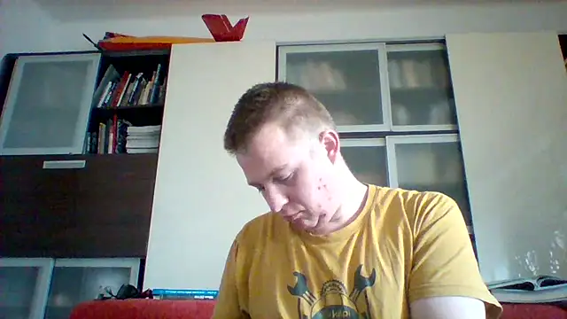 Snapshot of Matttthees chatting on 02-10-25, 01:33 Matttthees online show from 02-10-25, 01:33