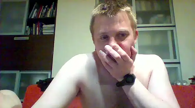 Snapshot of Matttthees chatting on 03-09-25, 07:37 Matttthees online show from 03-09-25, 07:37