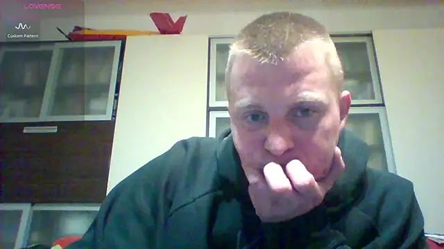 Snapshot of Matttthees chatting on 03-17-25, 07:37 Matttthees online show from 03-17-25, 07:37