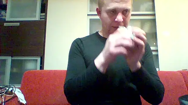 Snapshot of Matttthees chatting on 11-28-25, 10:34 Matttthees online show from 11-28-25, 10:34