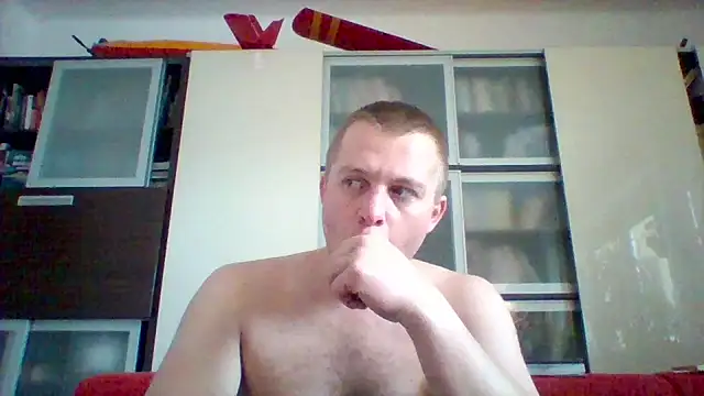 Snapshot of Matttthees chatting on 11-29-25, 01:14 Matttthees online show from 11-29-25, 01:14