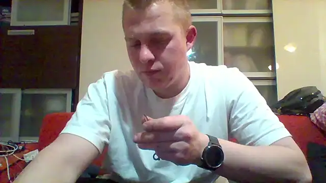 Snapshot of Matttthees chatting on 11-30-25, 01:53 Matttthees online show from 11-30-25, 01:53