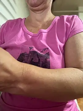 sweetmystery1 online show from 10-20-25, 05:57