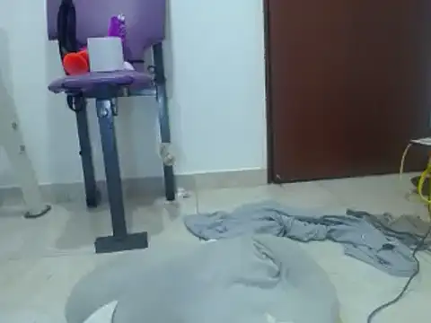 Snapshot of angellsexx20 chatting on 01-30-25, 09:47 angellsexx20 online show from 01-30-25, 09:47