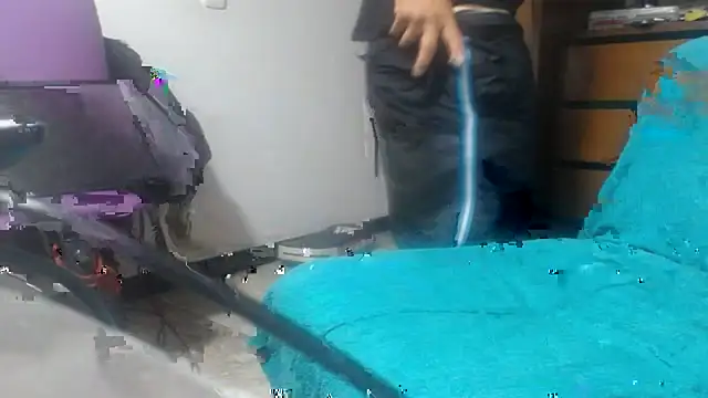 Snapshot of angellsexx20 chatting on 11-23-25, 12:10 angellsexx20 online show from 11-23-25, 12:10