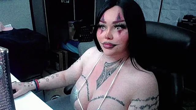 sheylagoddess11 online show from 11-01-25, 07:32