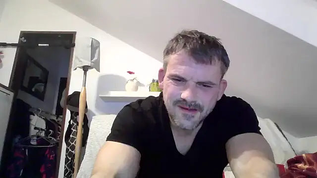 Cambitchboy online show from 02-17-26, 06:14