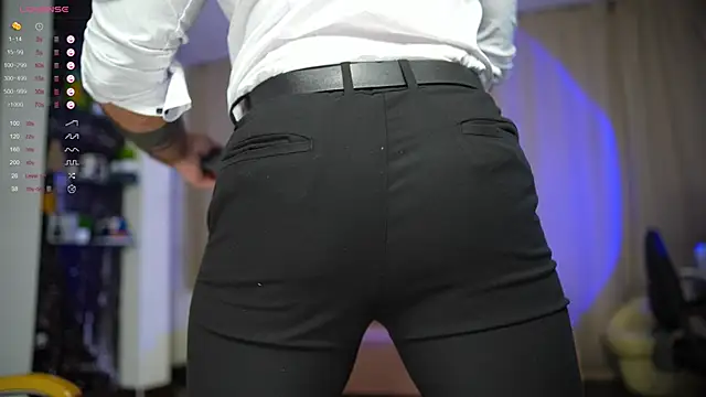 Snapshot of Demianblake chatting on 03-05-25, 03:18 Demianblake online show from 03-05-25, 03:18