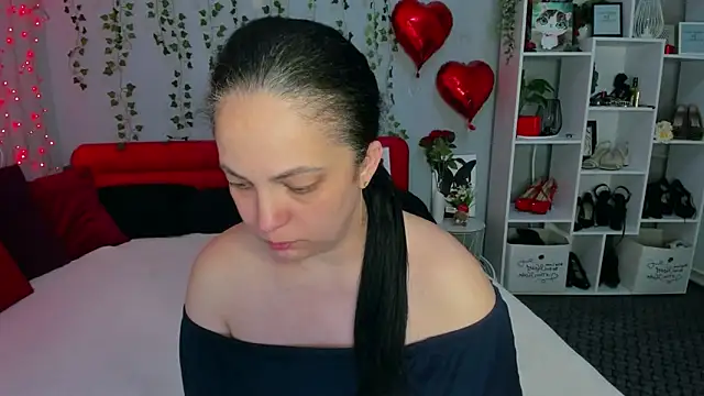 DarlingMilf online show from 04-17-26, 06:55